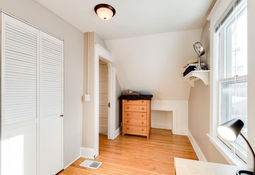 882 Bayard Ave, Saint Paul MN 55102-4002 exterior