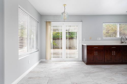 4825 Mahogany Vista Ln, San Diego CA  92102-6053 exterior