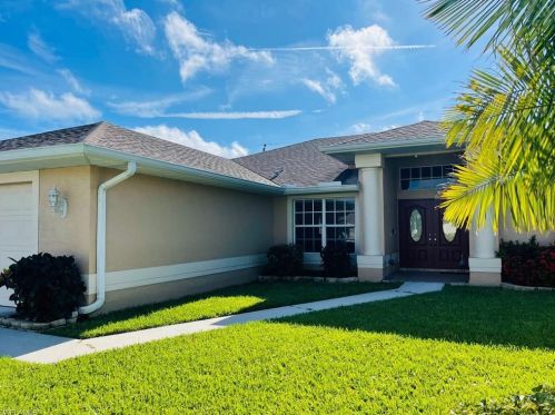 3741 1st Pl, Cape Coral, FL 33904-4804