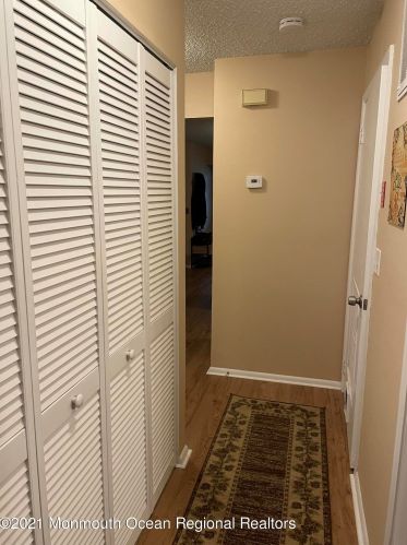 410 Daisy Ct, Jackson Twp NJ  08527-2585 exterior