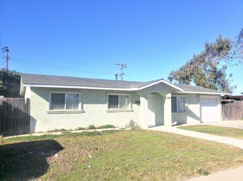 1415 Railroad Ave, Santa Maria, CA 93458-2105