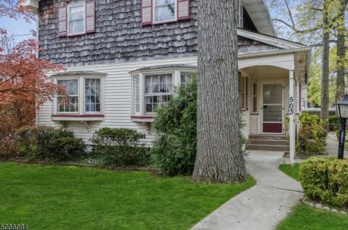 503 Myrtle Ave, Garwood, NJ 07027-1215