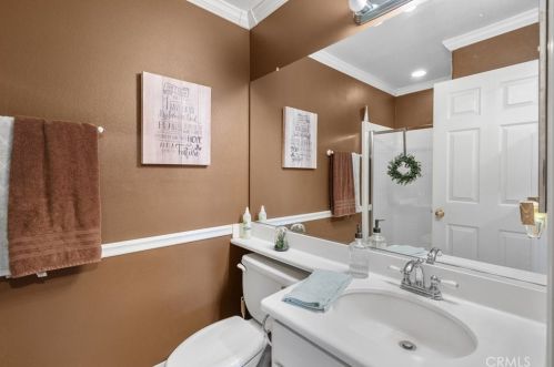 30508 Park Vista Dr, Santa Clarita CA  91384-3795 exterior