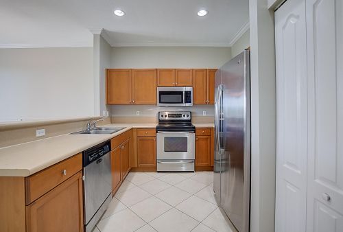389 River Bluff Ln, West Palm Beach FL  33411-4217 exterior