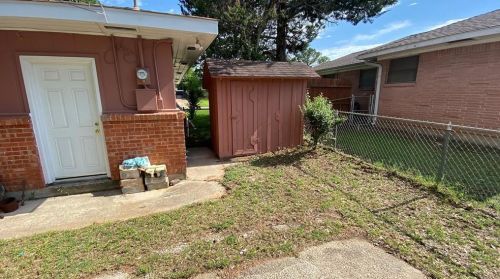 2363 Faett Ct, Fort Worth, TX 76119-3112