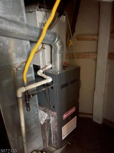 71 Knickerbocker Ave, Paterson NJ 07503-1410 exterior