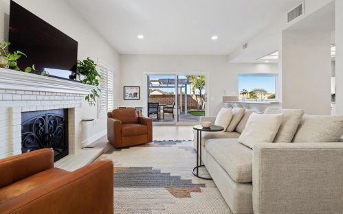 1938 White Birch Dr, Vista CA  92081-7316 exterior