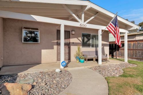 600 Joey Ave, El Cajon CA  92020-3810 exterior