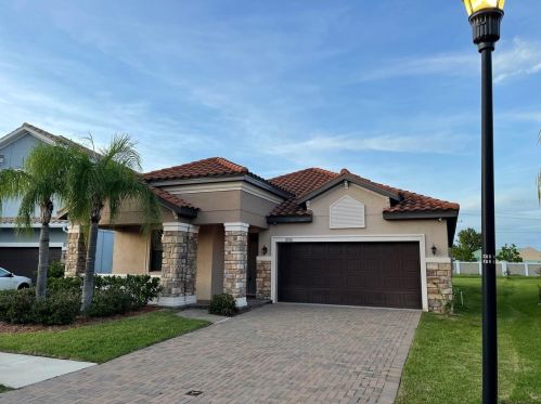 11930 Frost Aster Dr, Riverview, FL 33579