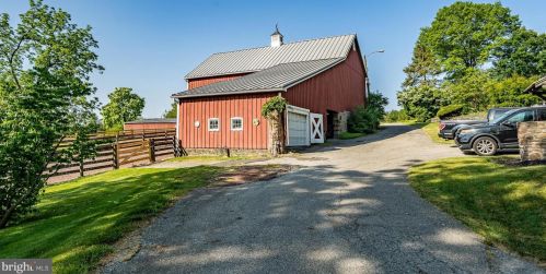 2564 Skippack Pike, Lansdale PA exterior