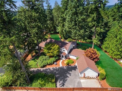 16111 216th Ave, Woodinville, WA 98077-7773