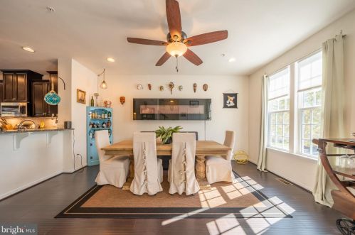 1827 Honeysuckle Ct, Downingtown PA  19335-7202 exterior