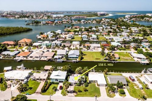 156 Hilo St, Naples, FL 34113-8663