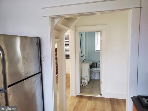 29 Bishop Holw Rd, Newtown Square PA  19073-3211 exterior