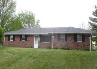 403 Overlook Dr, Waterville, OH 43566-1520