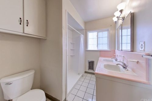 12309 Freeman Ave, Hawthorne CA  90250-0873 exterior