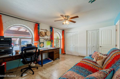 454 Calle Lago, Tucson AZ 85704-3915 exterior