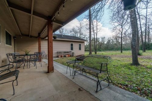 12708 Nicholson Rd, Conroe TX  77303-3828 exterior