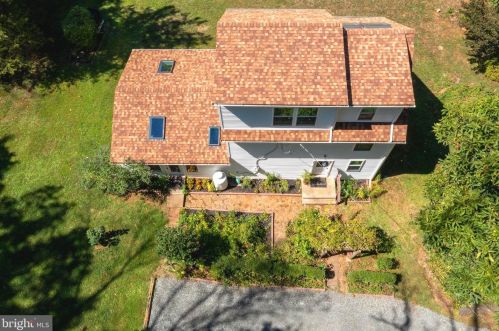 1883 Orlando Rd, Pottstown, PA 19464-1622