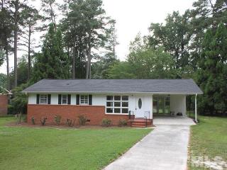 304 Hinton St, Knightdale, NC 27545-9519