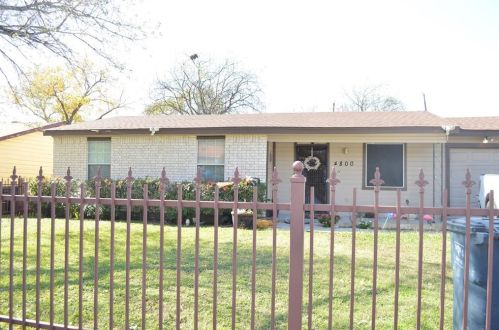 4800 Eastover Ave, Fort Worth, TX 76119-5124