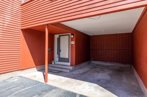 523 Hilliard St, Manchester, CT 06042-2891