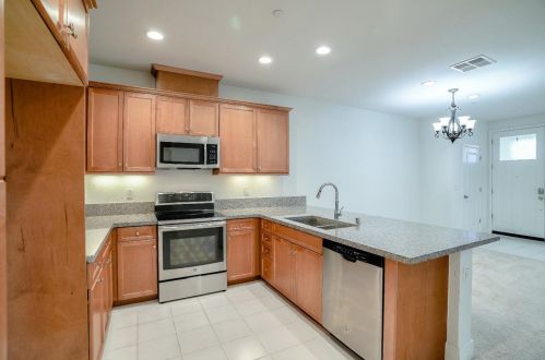 18083 Monterey Rd, Morgan Hill CA  95037 exterior