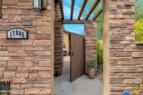 17805 93rd Way, Scottsdale AZ  85255-6182 exterior