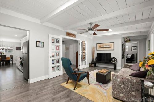 5132 Canosa Ave, San Diego CA  92117-4019 exterior