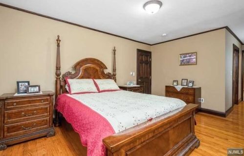 2 Sheba Dr, Wantage NJ  07461-4829 exterior