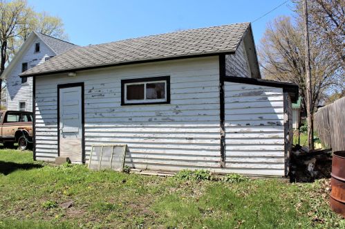 419 Budd St, Fairmont MN  56031-2959 exterior