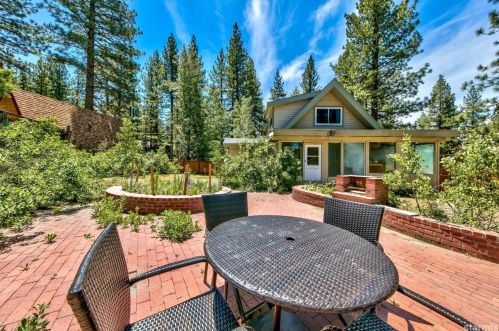 2622 Cold Creek Trl, South Lake Tahoe CA  96150-7200 exterior