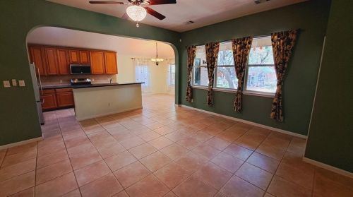 360 Canterbury Dr, Austin TX  78737-4551 exterior