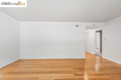 2915 Hermosa St, Pinole CA  94564-1511 exterior