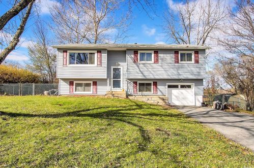 106 Rolling Meadows Rd, Middletown NY  10940-2606 exterior