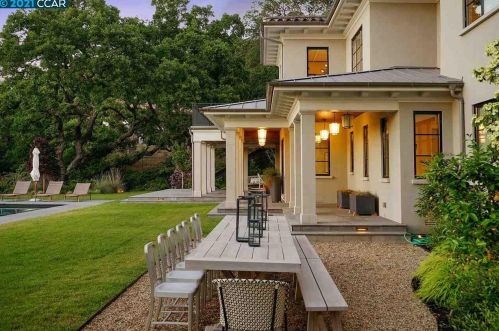 519 Miner Rd, Orinda CA  94563-1426 exterior