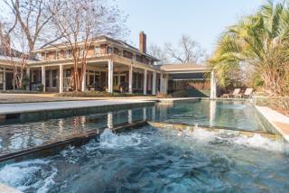 2520 Wheat St, Columbia, SC 29205-2351