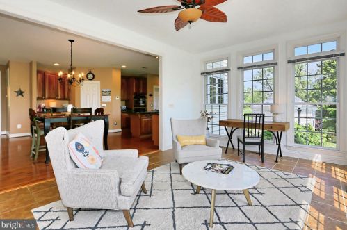 12760 Beebe Ct, Lovettsville VA  20180-2778 exterior