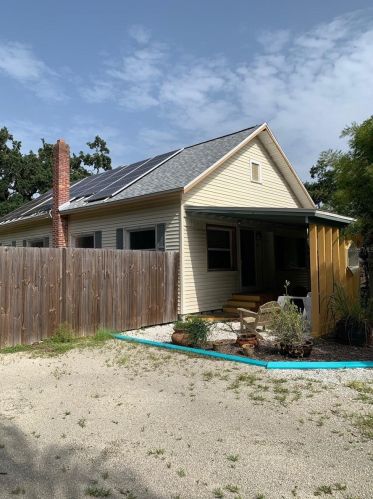 2407 51st St, Saint Petersburg, FL 33710-3540