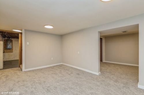 522 Wildwood Ave, New Castle PA  16105-2440 exterior