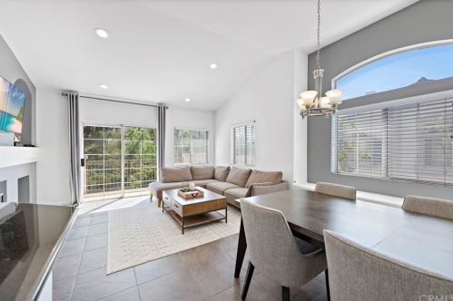 7883 Quinn Dr, Anaheim, CA 92808-1507