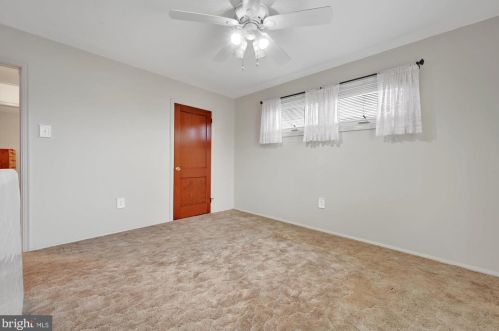 121 Lemon St, Ephrata PA  17522-2313 exterior