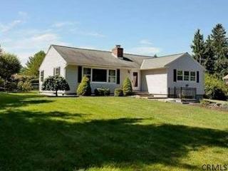 545 Orchard St, Bethlehem, NY 12054-9765