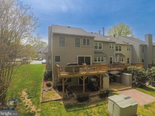 3306 Cullers Ct, Woodbridge, VA 22192-1084