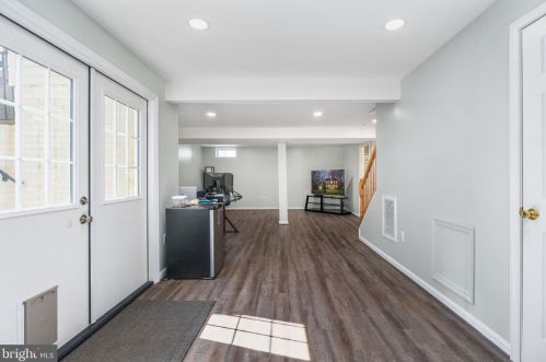 6029 Hot Spring Ln, Fredericksburg VA  22407-3708 exterior