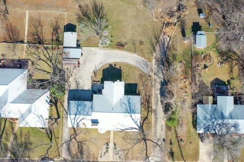 1107 Sandstone St, Sunrise Beach TX  78643-2426 exterior