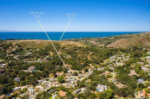 1328 Manitou Rd, Santa Barbara CA  93101-4942 exterior