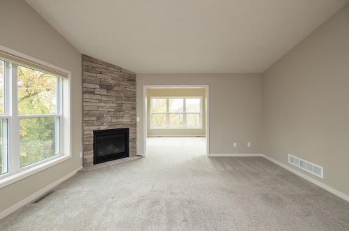 2701 Ridgeview Dr, Red Wing MN 55066-4235 exterior