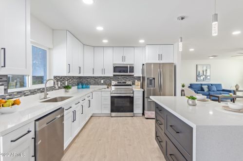 15849 20 Pl, Phoenix AZ 85022-4005 exterior