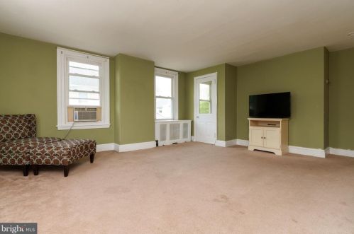 719 First Ave, Berwyn PA  19312-1777 exterior